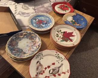 christmas collector plates