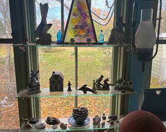 knick knacks and miniatures