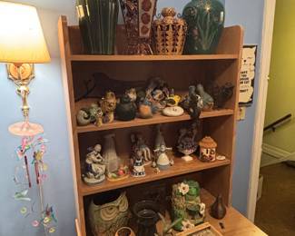 tons of bird decos, vases