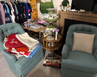matching swivel chairs large green gone with the wind lamp vintage clothes, quilts, and more