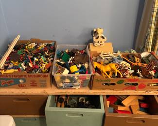vintage cowboys and indians tons, legos and more