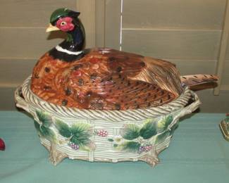 Fitz & Floyd "Pheasant" 1990 Tureen w/Handle