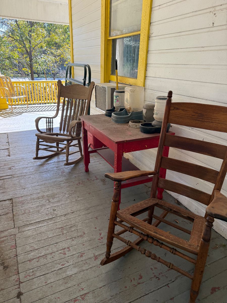 3 Generations of Unique Finds in Rice TX starts on 11/20/2025