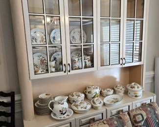 Modern Display Cabinet