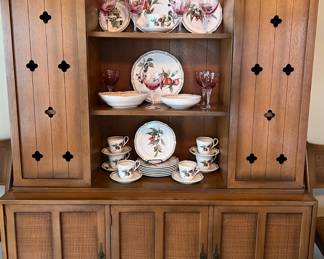 Vintage American of Martinsville Hutch, Noritake Royal Orchard Place Setting for 8.++ 