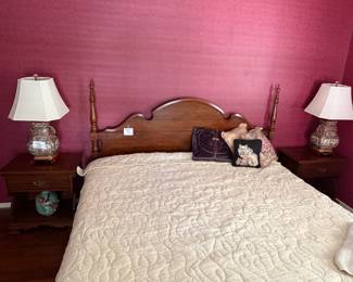 Pre-sale ItemKing bed, 2 nightstands, dresser and chest $425
