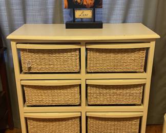 Cream cabinet with baskets-32x15
