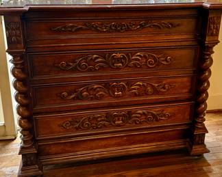 Late 1700s English barley twist chest