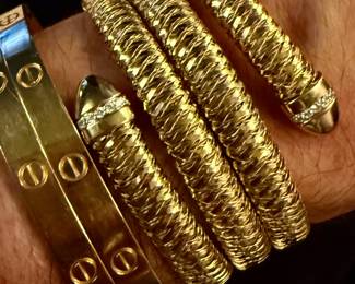 Fabulous 18k serpent wrap cuff by Roberto Coin