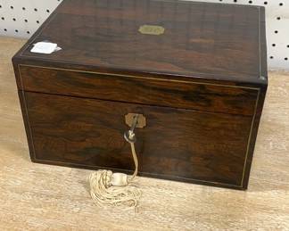 Rosewood Traveling Vanity Case