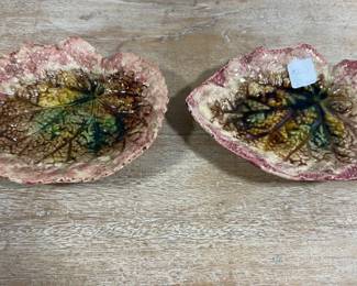 Majolica Begonia Leaf Dishes