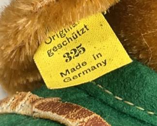  Steiff Bazi or Waldili Dachshund