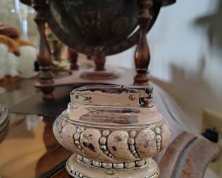 Ronson vintage lighter.