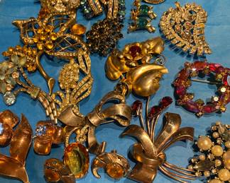 Vintage Brooch's