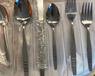 Vintage  Maderia ( Japan) Stainless 8 Piece Place Setting, 60 Pieces