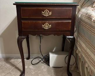 Pair - The American Masterpiece Collection Hickory White Queen Anne style 2 drawer side table 22.5” x 17” x 30.5”