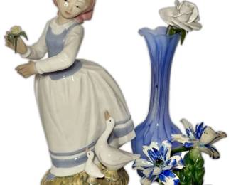 Tengra Spanish Porcelain Girl Figurine Capodimonte Florals w Art Glass Bud Vase