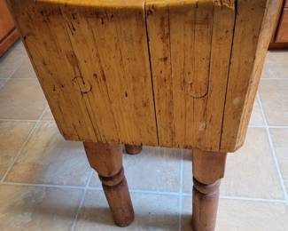 Large curved kitchen butcher block.  heavy!