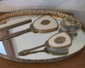 Ladies Vintage Dressing table set