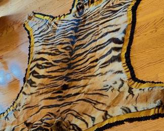 Pre Ban 7ft tiger skin rug
