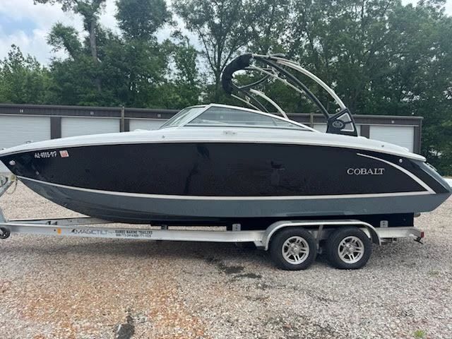 2020 COBALT R5, 25'11"OALength, Certified for 14 passengers, Volvo Penta 350 engine, with cruise and auto trim.  Accepting Offers: Please email for details to parker@pes3d.com 