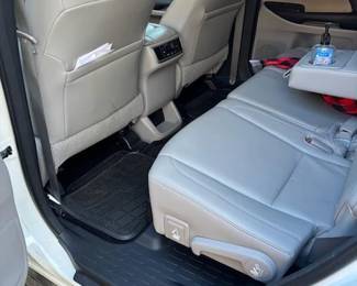 2015 TOYOTA HIGHLANDER SUV XLE Sport Utility 4D with V6 3.5L, Auto 6spd Seq Shft and Snow, 2WD Loaded! ( 71,939 original miles ) VIN # 5TDKKRFH3FS069047