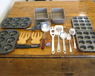 Kitchenware Lot