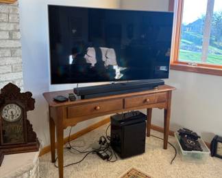 SAMSUNG 55” SMART TV WITH 3D GLASSES, HAMMERY CONSOLE TABLE, SAMSUNG SOUND BAR SUBWOOFER SET