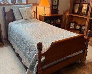 TWIN BED