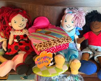 CROOVY GIRLS DOLLS