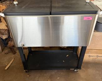 Ice bin | Patio furniture