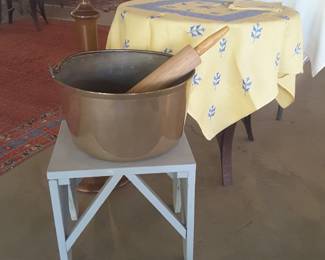 Vintage solid brass bucket, measures 14"diameter 
8" deep.