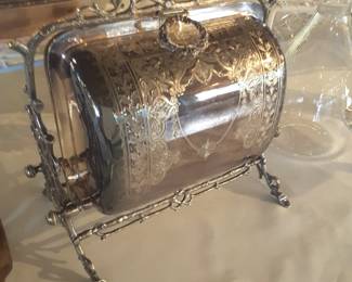 Vantage silver plated Victorian biscuit box, this is an Exquisite piece, in mint condition.