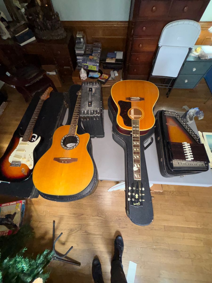 Multiple guitars and lap guitar