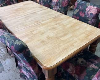 Pine harvest table