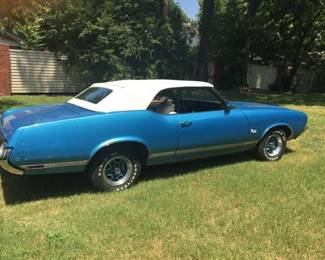 1971 Convertible Oldsmobile Cutlass