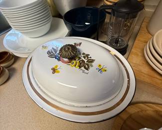 Vintage George’s Briard Enamel Casserole Dish Butterfly Motif 