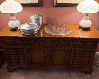 Mid Century Modern Magnavox Stereo Console, Vintage Hobnail Milk Glass Hurricane Lamps