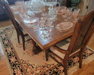 Formal Dining table w/4 Chairs
