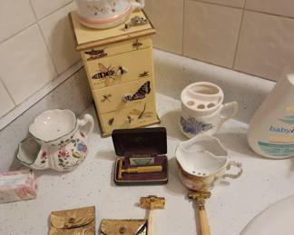 Vintage Shaving Mugs and Gold Tone Ladies Razors