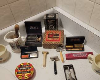 Vintage Shaving Mugs & Razors