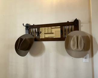 Entry mirror with cowboy hat