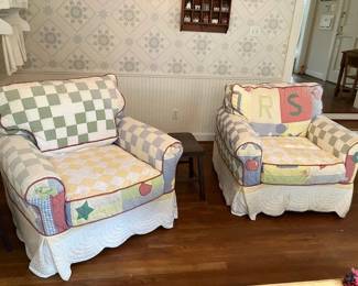 Great chairs with quilted covers