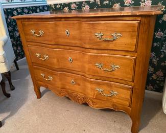 Ethan Allen dresser