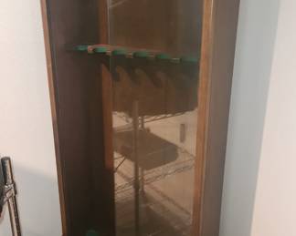 Gun cabinet