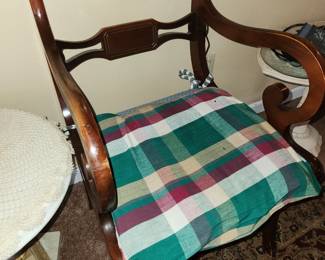 Qty 4 vintage dining chairs