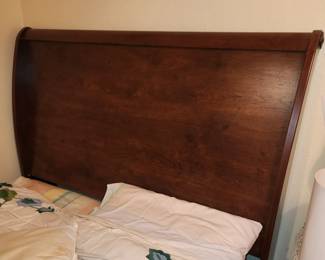 Sleigh queen bed