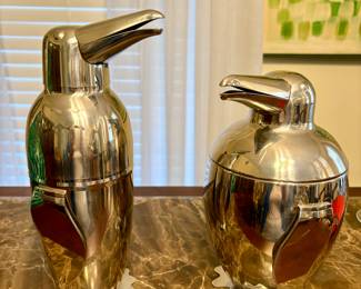 STAINLESS STEEL ICE BUCKET AND SHAKER NICE BARWARE