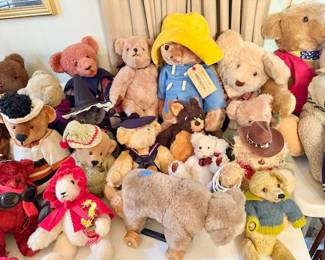 BEAR COLLECTION