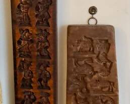 VINTAGE WOOD MOLDS